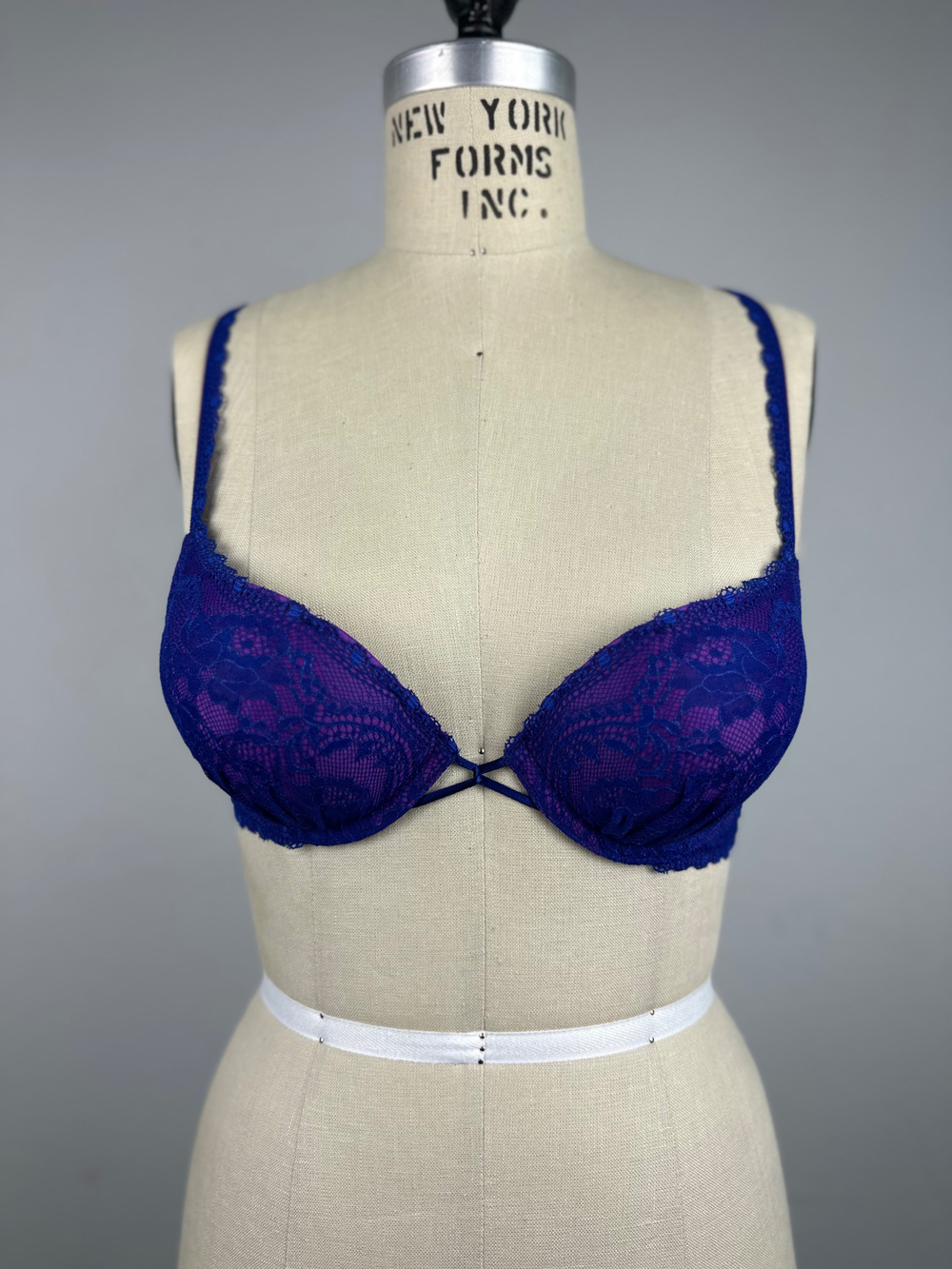 Victoria's Secret Lace Miraculous Plunge Push Up Bra Purple Blue 32A